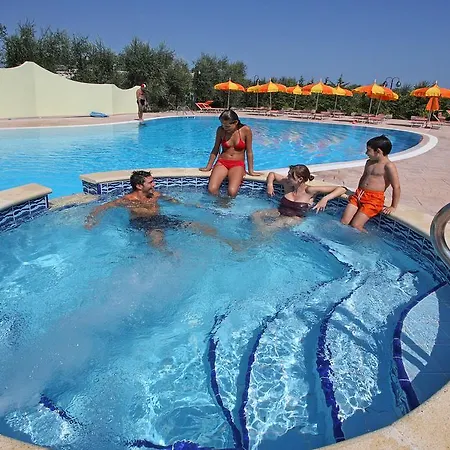 Candida 3*